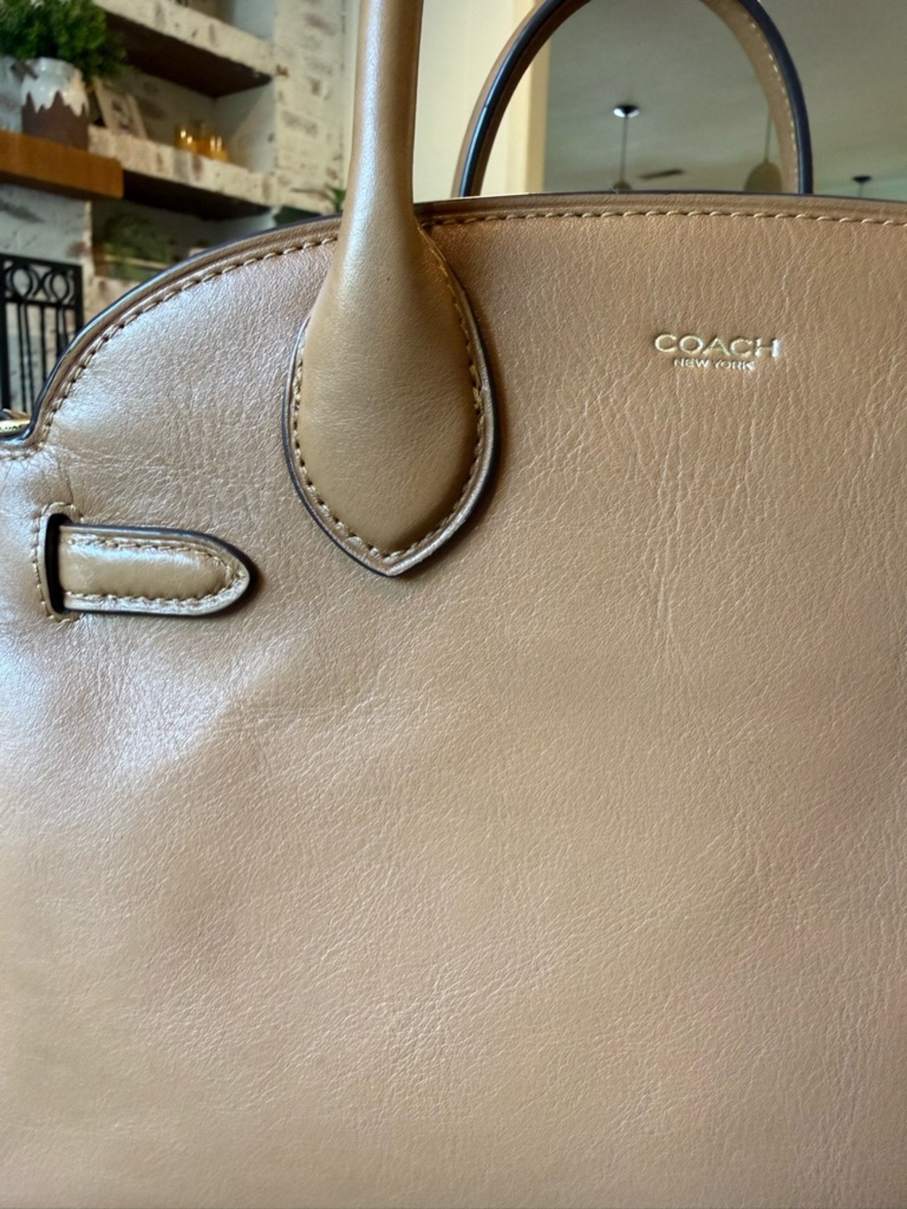 Coach Empire 28 Honey Brown - Picture 5 of 16